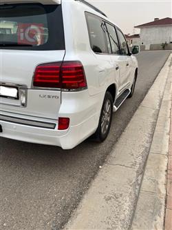 لكزس LX
